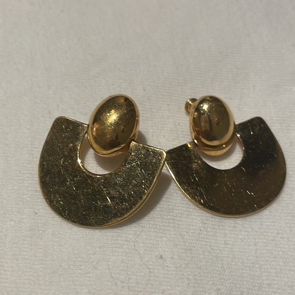 Vintage gold filled earrings. - Picture 3 of 3